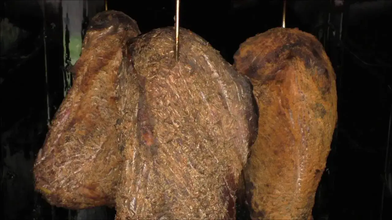 Zdjęcie Sekrety wędzenia wołowiny: jak uzyskać idealny smak i teksturę