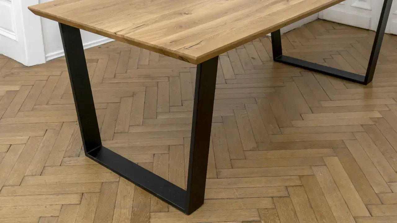 Zdjęcie Jak zrobić stół ogrodowy z metalowymi nogami - krok po kroku i porady