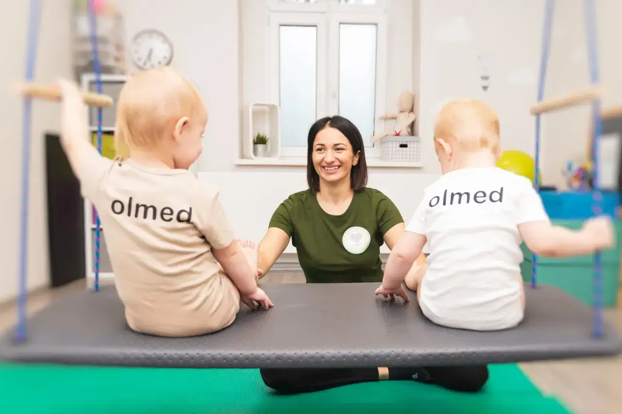 Zdjęcie Jak ćwiczyć z dzieckiem przewracanie – skuteczne metody i porady