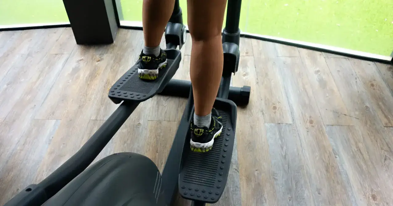 Zdjęcie Orbitrek czy bieganie - co wybrać dla lepszej formy i zdrowia?