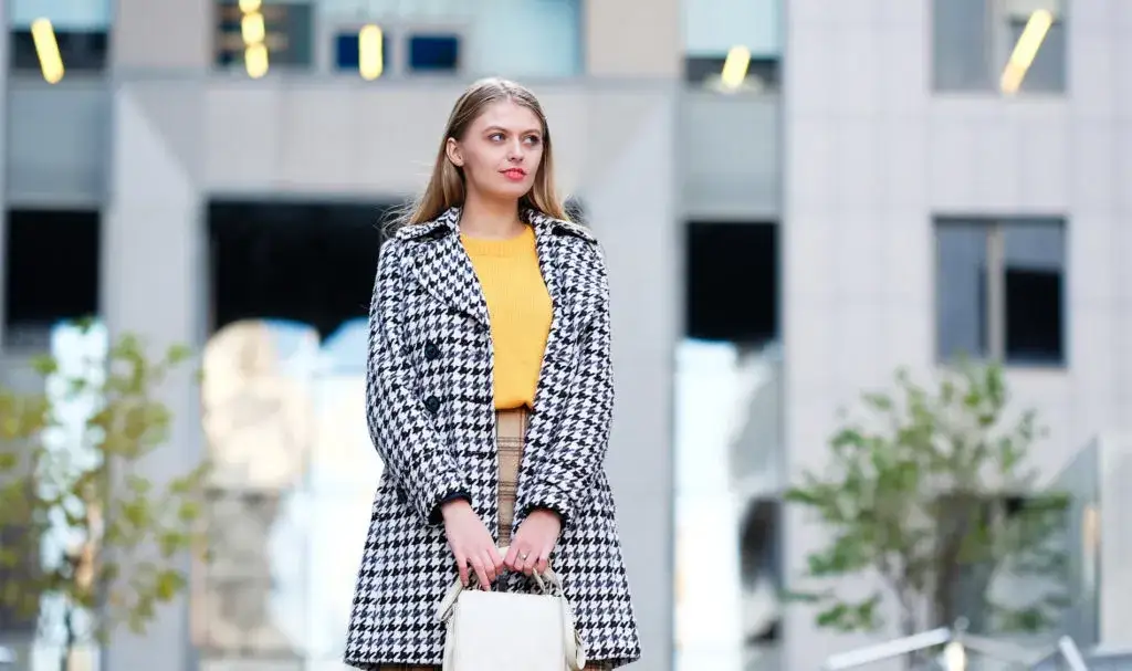 Zdjęcie Czy pepitka jest modna? Sprawdź, dlaczego nie możesz jej przegapić