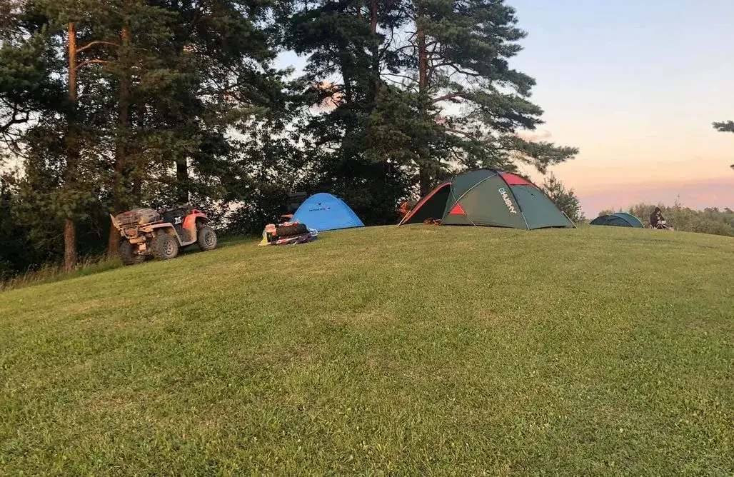 Zdjęcie Gdzie na kemping z dziećmi? Odkryj najlepsze miejsca z atrakcjami