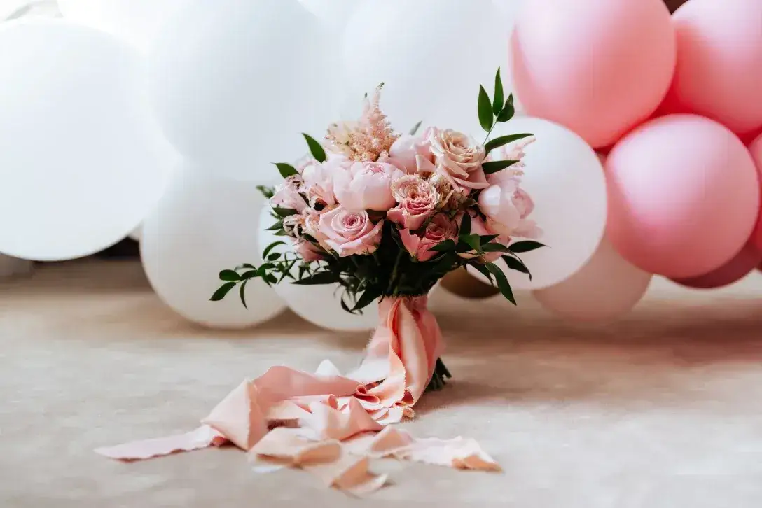 Zdjęcie Czego życzyć od serca? Inspiracje na wyjątkowe życzenia dla bliskich