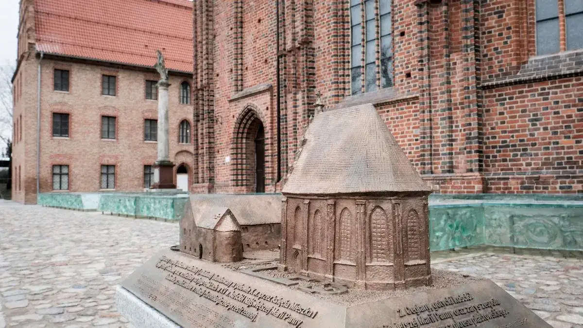 Zdjęcie Ile kościołów jest w Poznaniu? Zaskakująca liczba i ich różnorodność