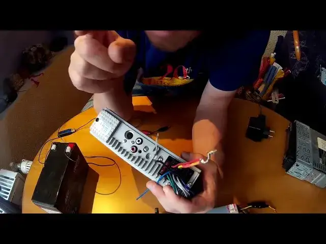 Zdjęcie Jak podłączyć radio w ciągniku – uniknij najczęstszych błędów instalacji