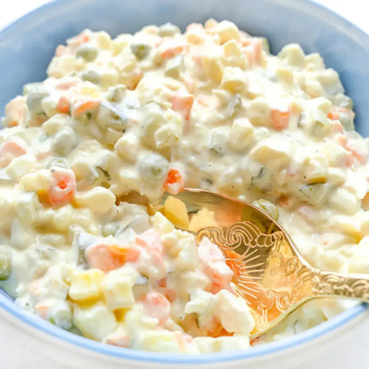 Zdjęcie Jak zrobić sałatkę jarzynową - prosta i smaczna receptura na każdą okazję