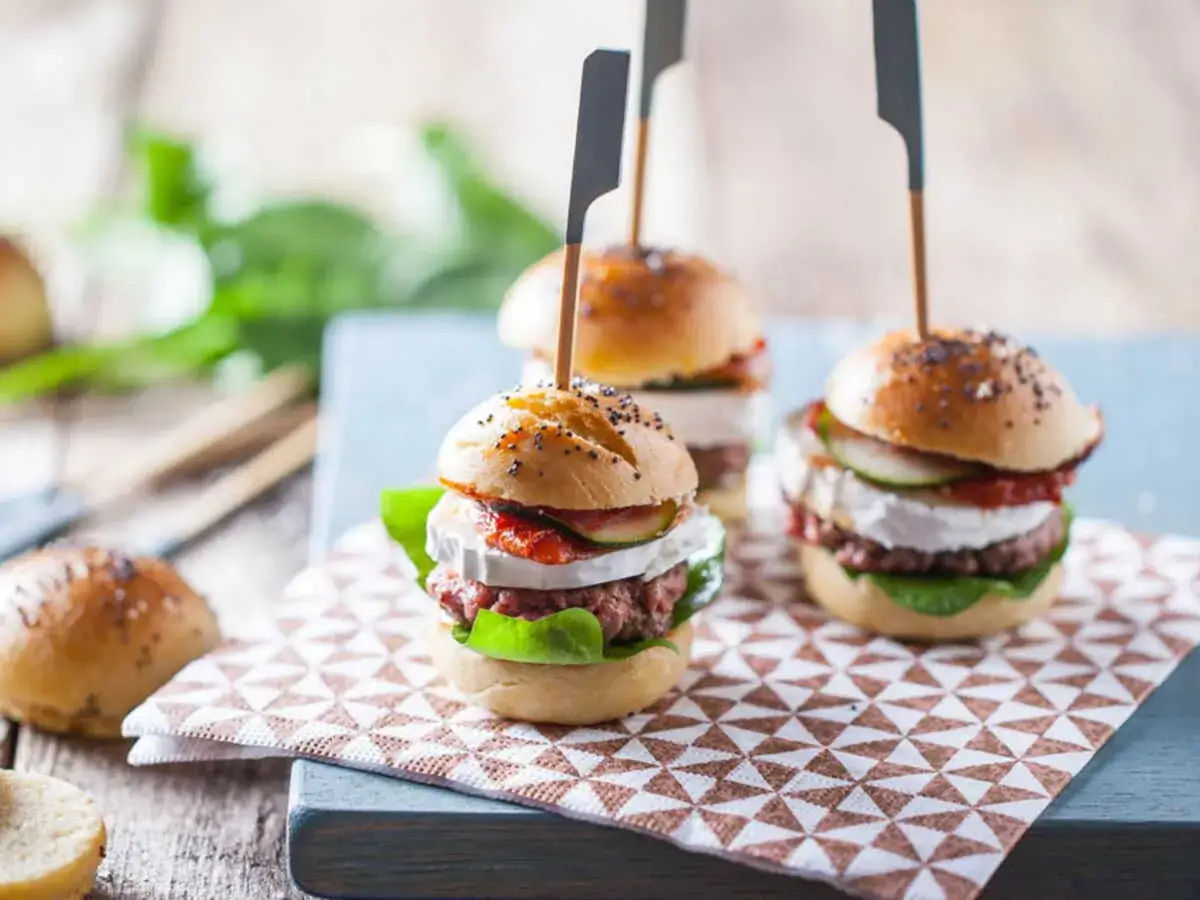 Zdjęcie Burger froid : les secrets d'un ap&eacute;ritif r&eacute;ussi et facile