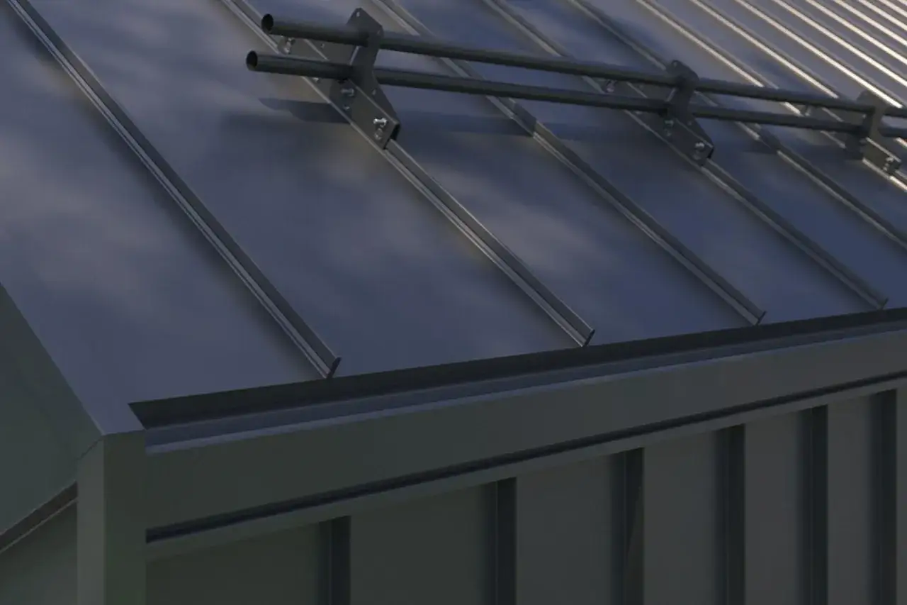 Zdjęcie Rynny ukryte w dachu płaskim: montaż i zalety nowoczesnych systemów