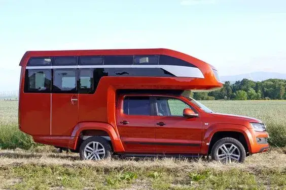 Zdjęcie Jakie auto na mini kampera? Oto najlepsze modele do przeróbki