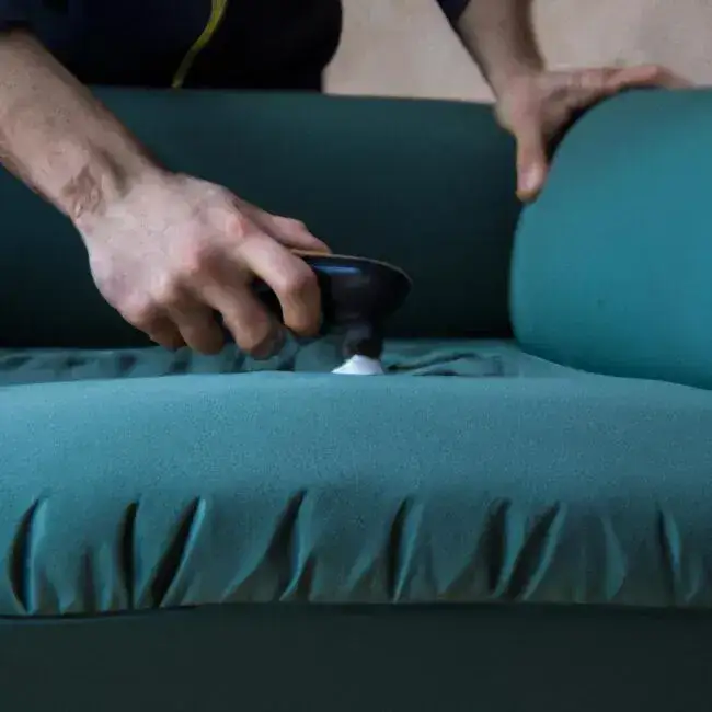 Zdjęcie Jak samemu obić kanapę i zaoszczędzić na kosztach tapicerowania