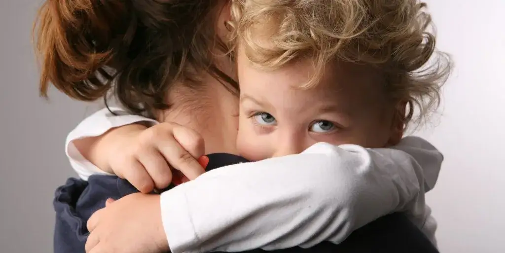 Zdjęcie Jak rozpoznać objawy zapalenia opon mózgowych u dziecka?