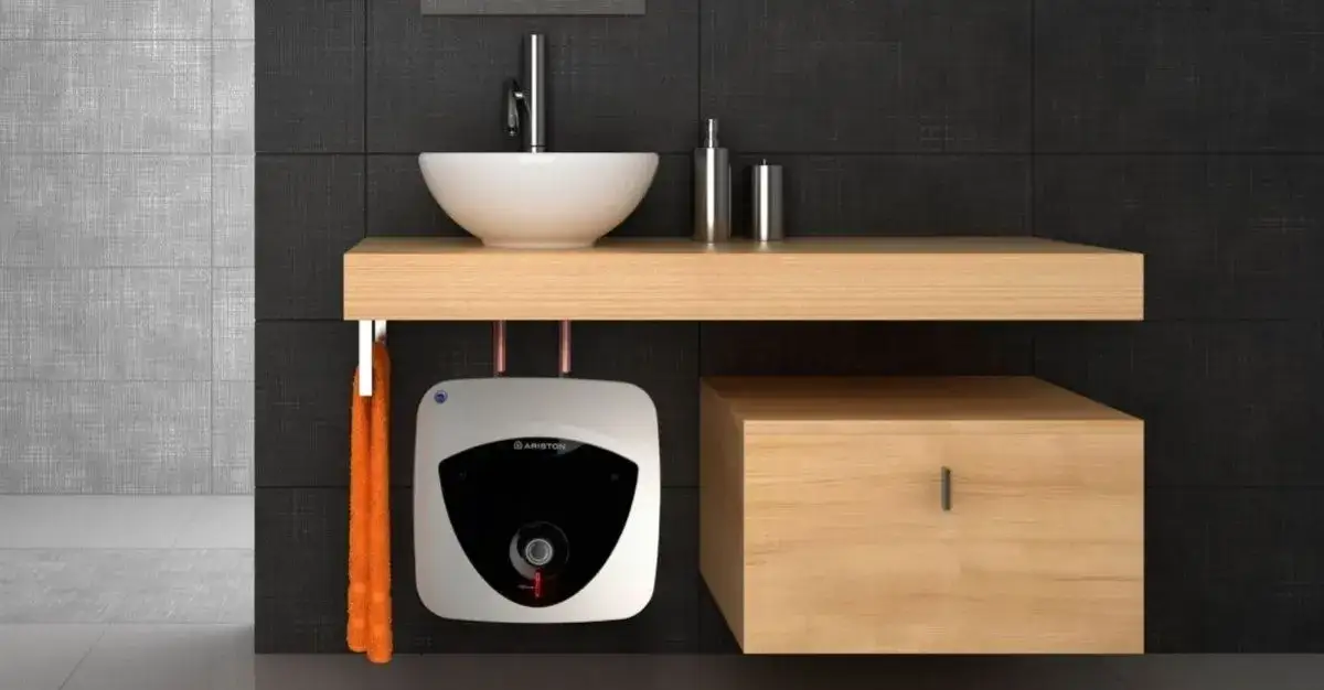 Zdjęcie Bojler co pionowy – wybierz najlepszy model do małej łazienki