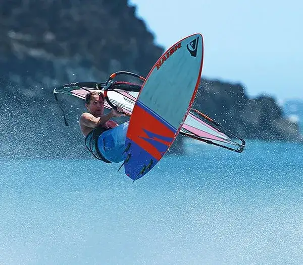 Zdjęcie Czy windsurfing jest trudny? Oto wyzwania, które musisz znać