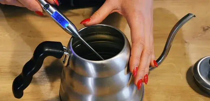 Zdjęcie Jaka temperatura kawy z ekspresu zapewni najlepszy smak i aromat?