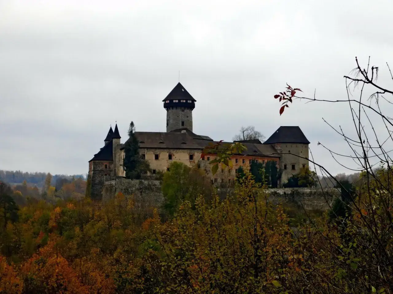 Zdjęcie Zamki w Opolskiem: 5 fascynujących twierdz czeka na odkrycie