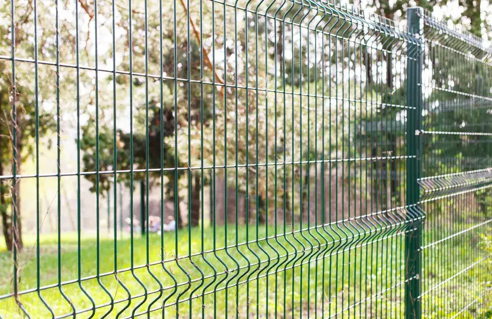 Zdjęcie Jaka grubość słupka do ogrodzenia panelowego, aby uniknąć problemów?