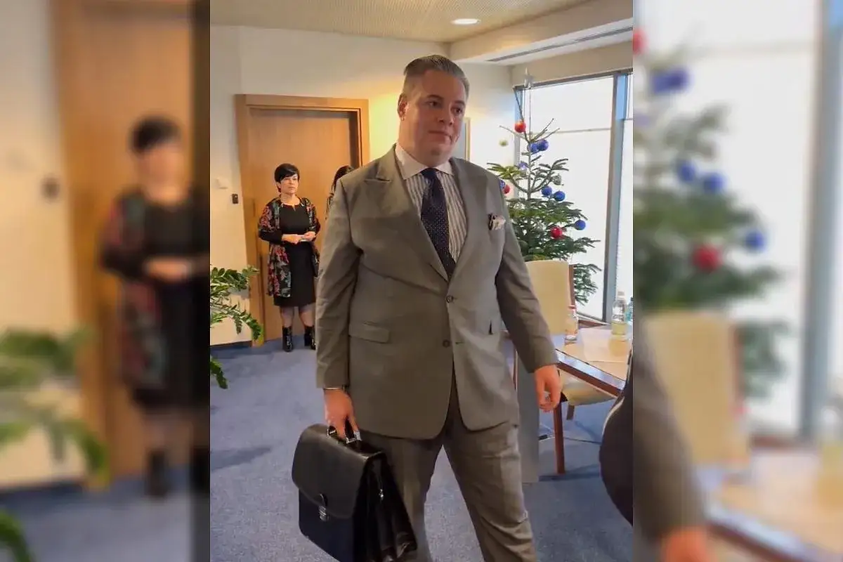 Zdjęcie Kim jest Piotr Zemła? Biografia, kariera i osiągnięcia znanej postaci