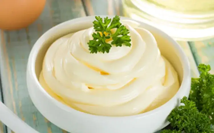Zdjęcie Czy majonez podnosi cholesterol? Sprawdź, co musisz wiedzieć!
