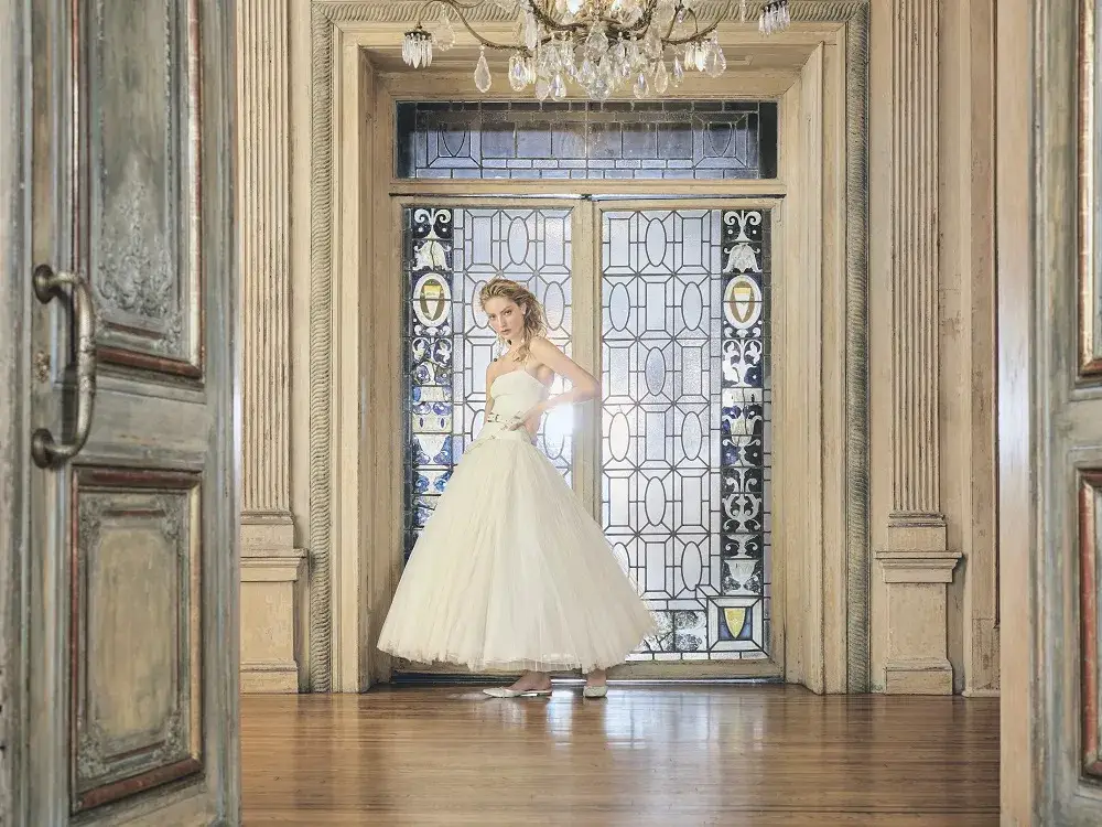 Zdjęcie Jak tańczyć w długiej sukni bez potknięć i z pewnością siebie