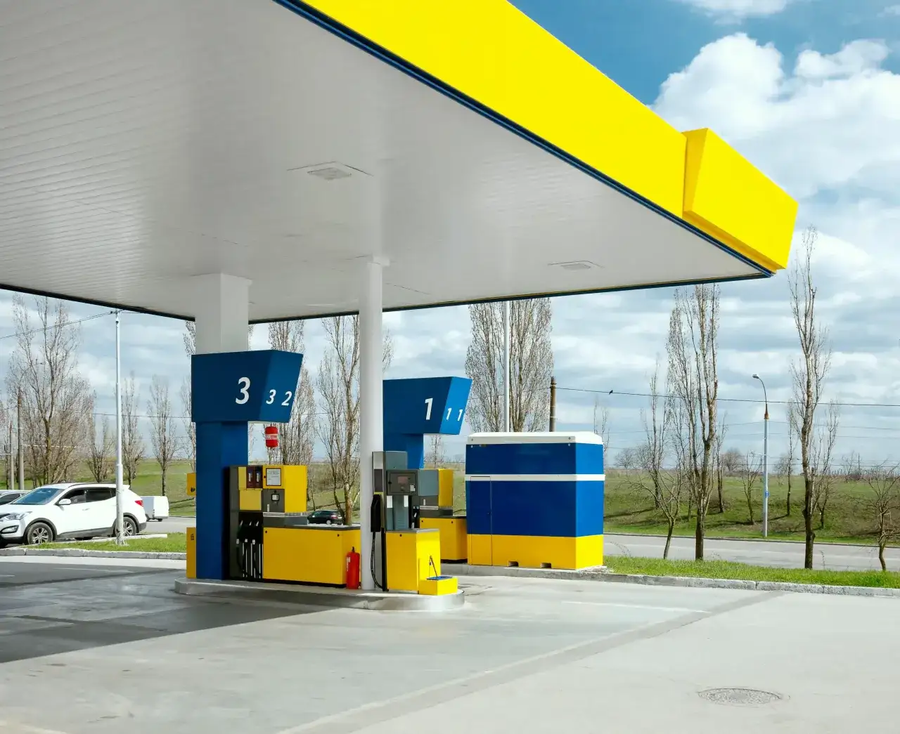 Zdjęcie Ile kosztuje budowa stacji paliw? Zaskakujące wydatki i czynniki wpływające na koszty