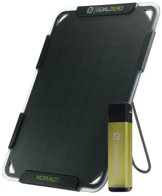 Zdjęcie Jak wybrać najlepszy powerbank fotowoltaiczny do outdooru i podróży