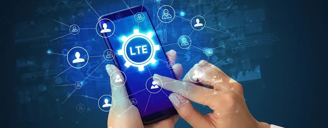 Zdjęcie Jak działa internet mobilny? Proste wyjaśnienie technologii 4G i 5G oraz transmisji danych