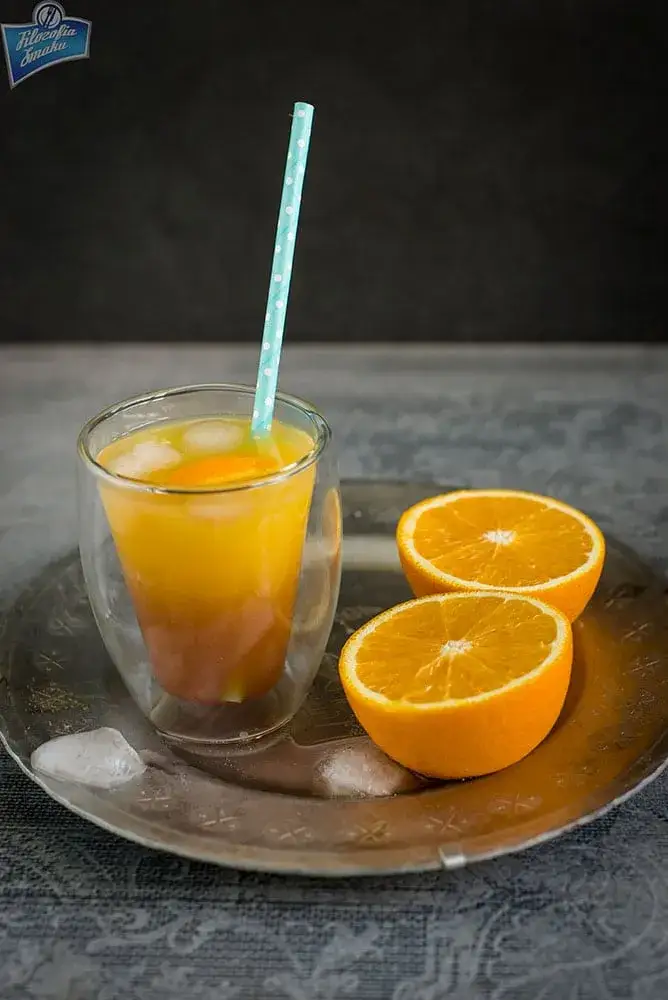 Zdjęcie Pyszne drinki z wiśniówką, które zachwycą Twoich gości na każdą okazję