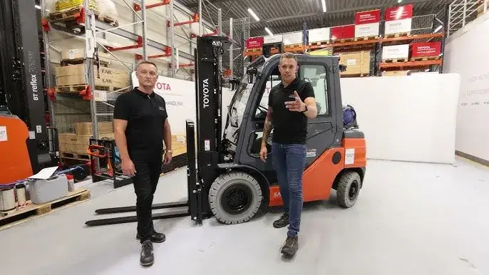 Zdjęcie Zwiększ prędkość wózka elektrycznego Toyota: 5 skutecznych metod