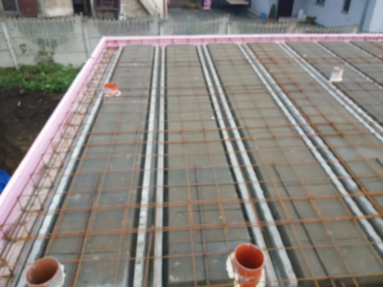 Zdjęcie Gotowe szalunki na wieniec: oszczędność czasu i pieniędzy