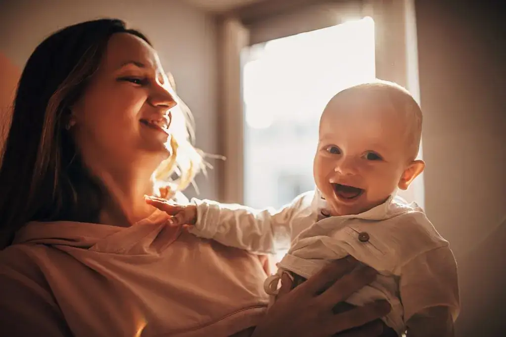 Zdjęcie Niemowlę karmione piersią: Zaskakująco proste zasady zdrowego przyrostu wagi