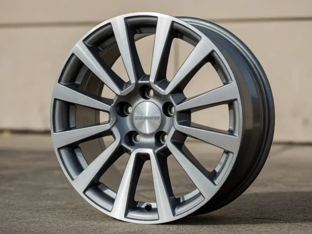 Zdjęcie Ile waży felga aluminiowa? Sprawdź wpływ na osiągi auta