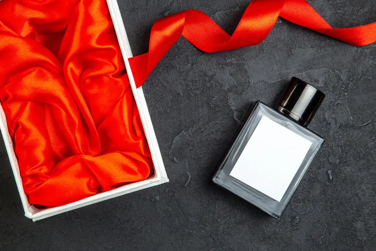 Zdjęcie Jak sprzedawać perfumy skutecznie i uniknąć najczęstszych błędów