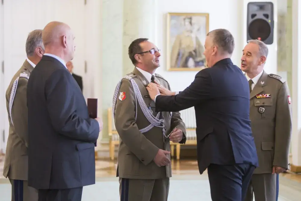 Zdjęcie Generał dywizji Marek Tomaszycki - jego życie, kariera i osiągnięcia