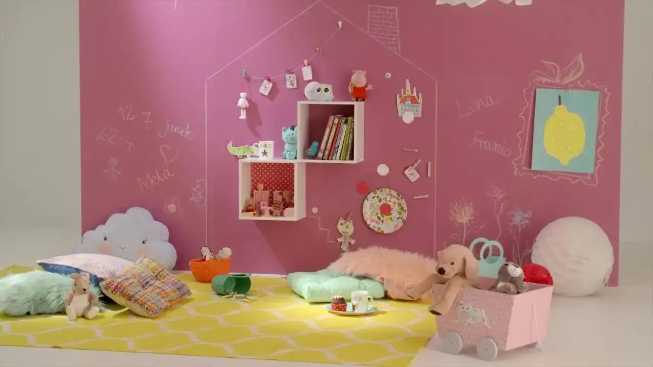 Zdjęcie Kreatywna aranżacja pokoju dziecka - farba tablicowa