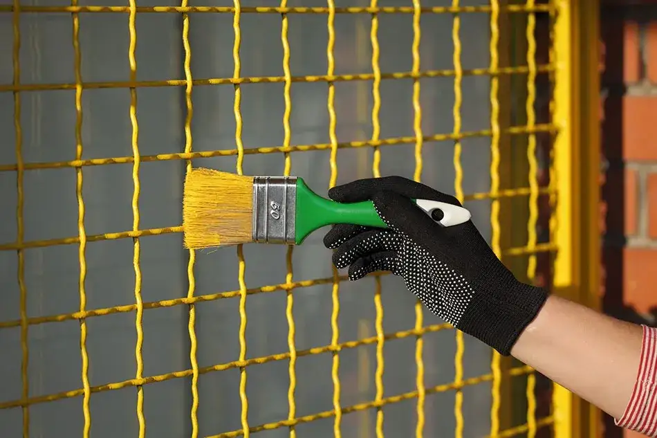 Zdjęcie Jak malować pędzlem bez smug? 5 skutecznych technik do lepszego malowania