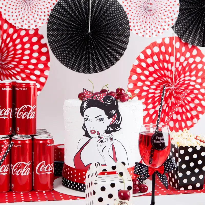 Zdjęcie Impreza w stylu lat 40 – jak zorganizować niezapomniane przyjęcie