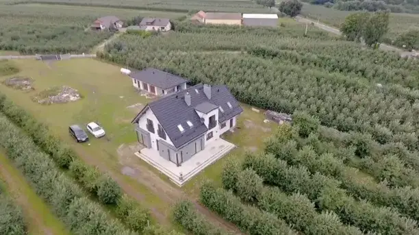 Zdjęcie Gdzie mieszka Pudzianowski? Zaskakujące fakty o jego życiu w Białej Rawskiej