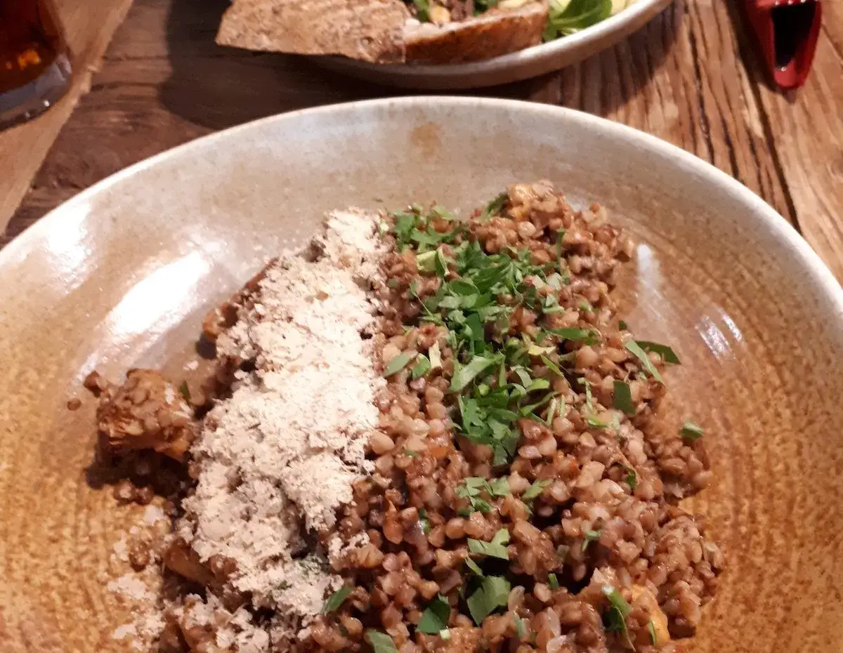 Zdjęcie Tarnów gdzie zjeść: najlepsze miejsca na pyszne posiłki w mieście