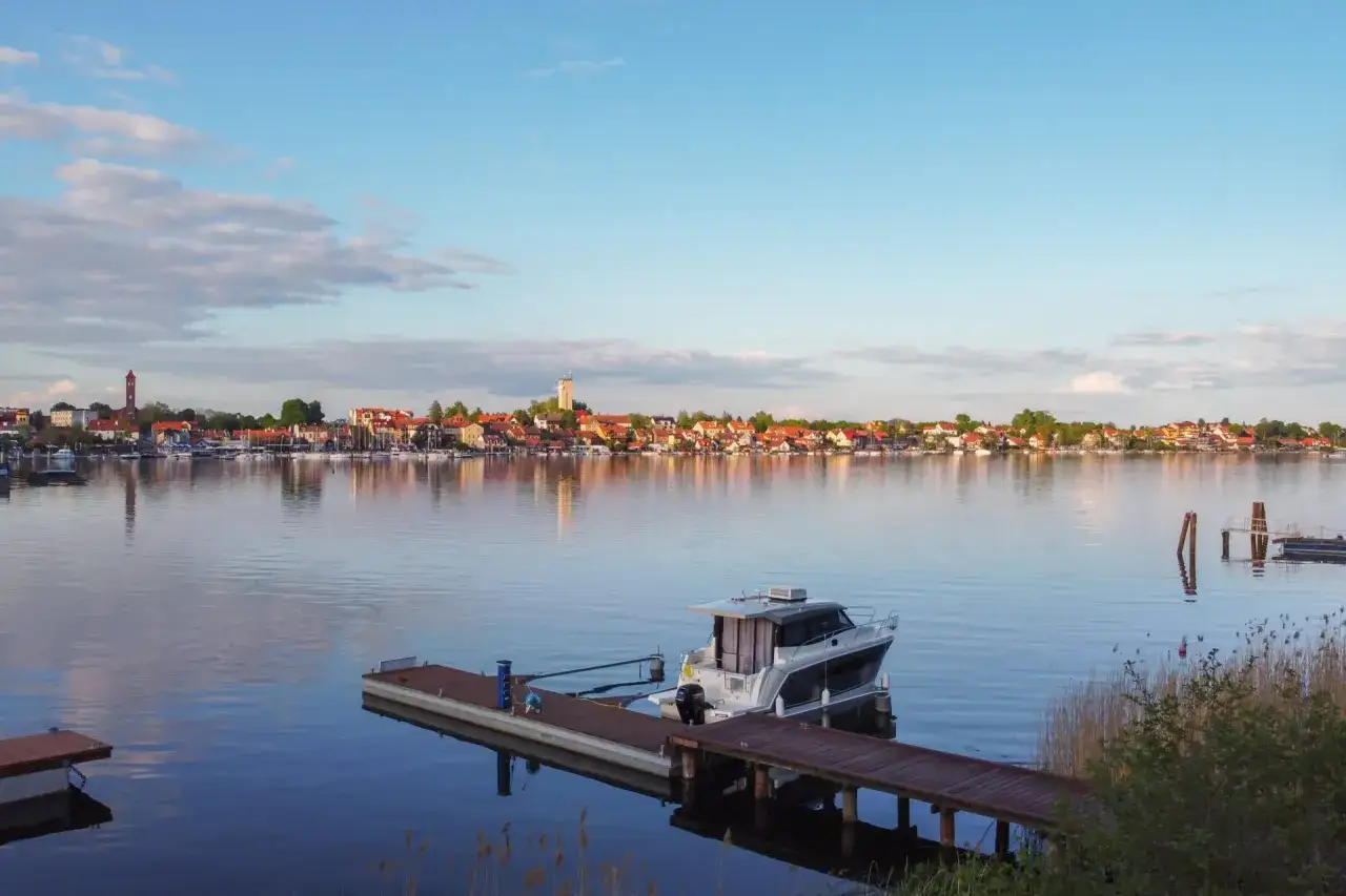 Zdjęcie Mikołajki atrakcje turystyczne: najciekawsze miejsca, które musisz zobaczyć