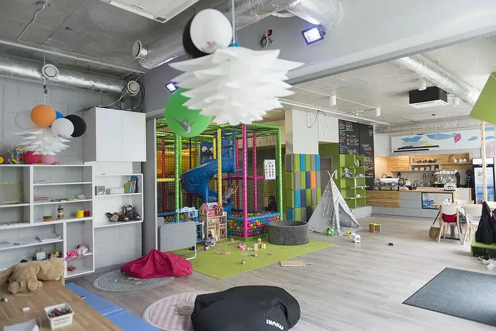 Zdjęcie Najlepsze kawiarnie dla dzieci i rodziców w Warszawie, które zachwycają