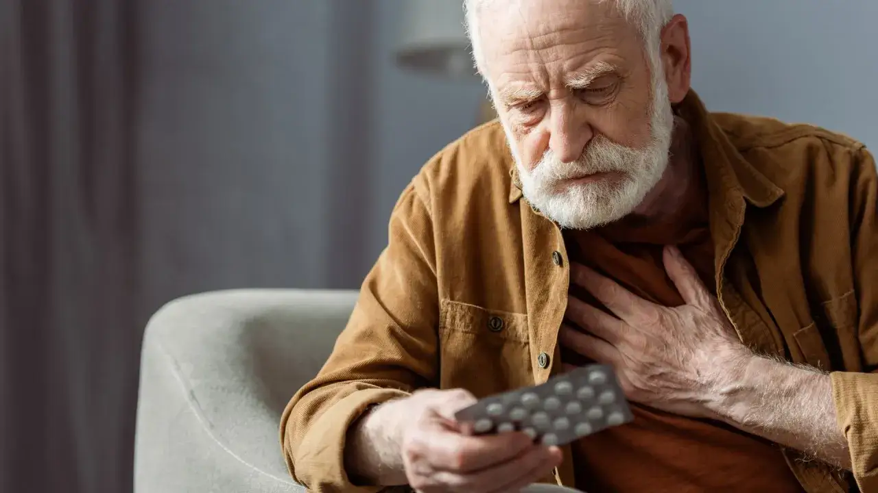 Zdjęcie Skutki uboczne acardu - co musisz wiedzieć przed jego stosowaniem