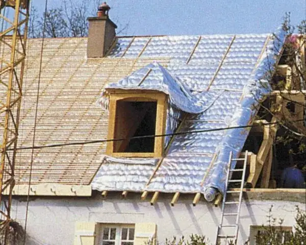 Zdjęcie Zalety i wady mat termoizolacyjnych Alufox – co warto wiedzieć