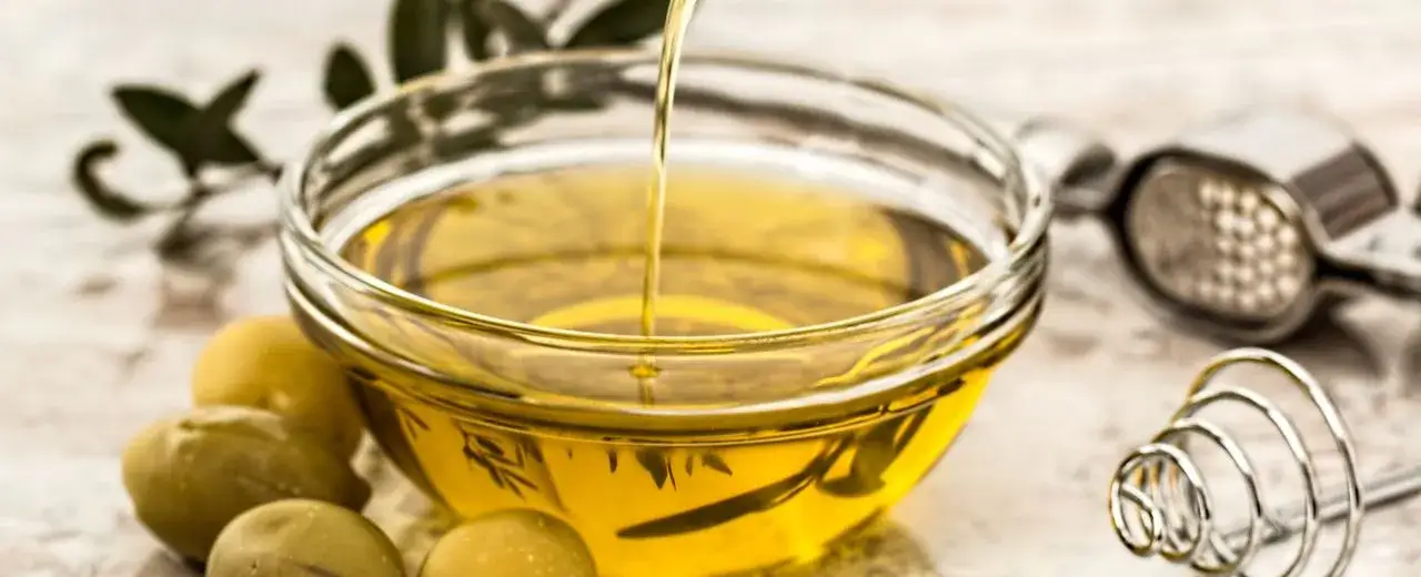 Zdjęcie Jaki olej do sałatek? Oto zdrowe opcje, które musisz znać