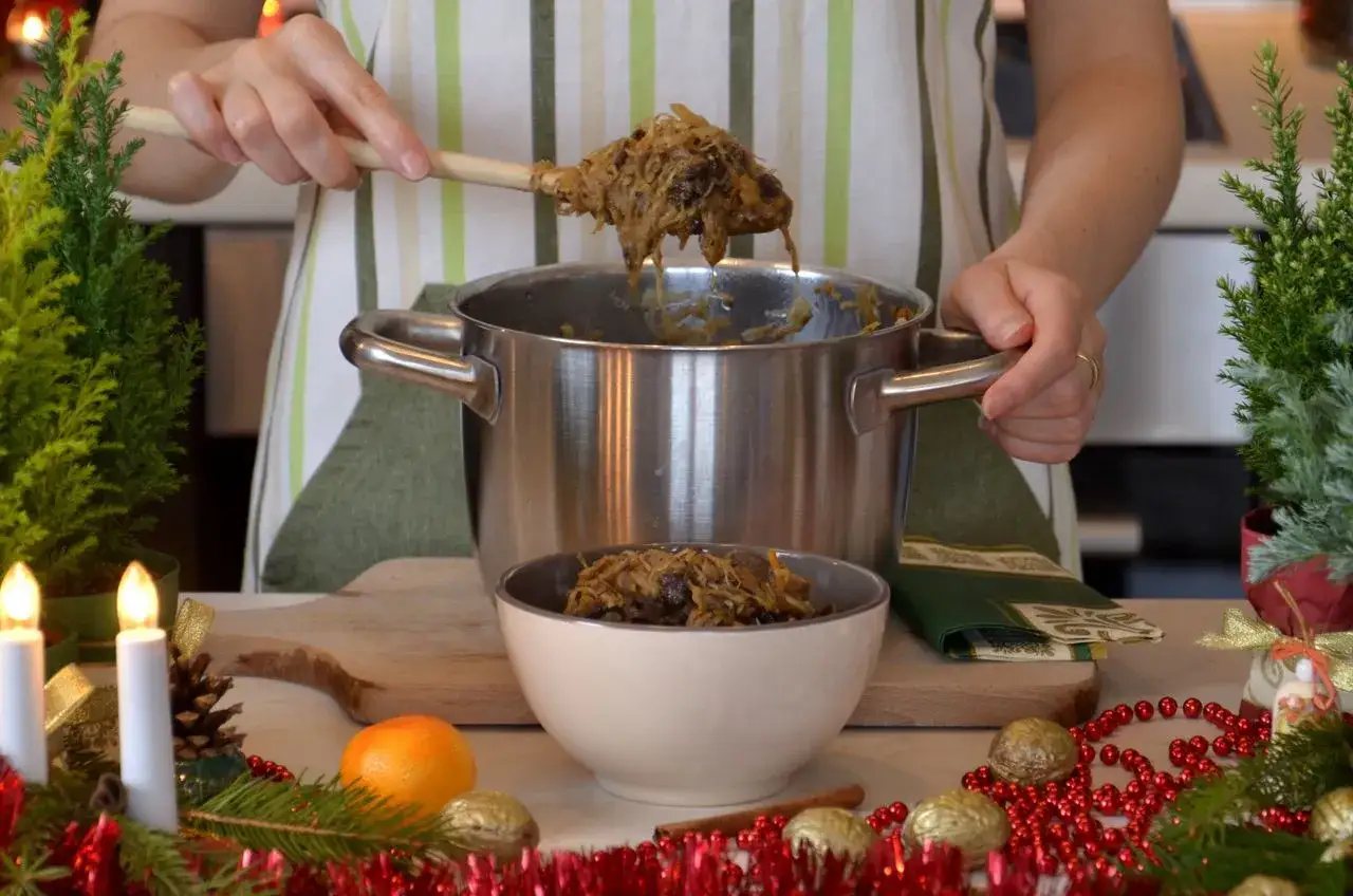 Zdjęcie Jakie przyprawy do kapusty z grzybami, aby uniknąć mdłego smaku?