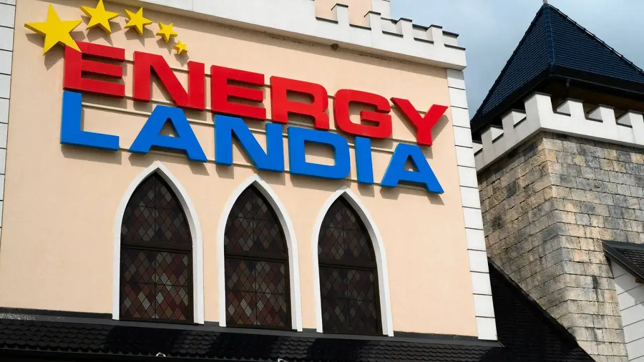 Zdjęcie Ile kosztuje Energylandia? Przewidywane ceny biletów na sezon 2025
