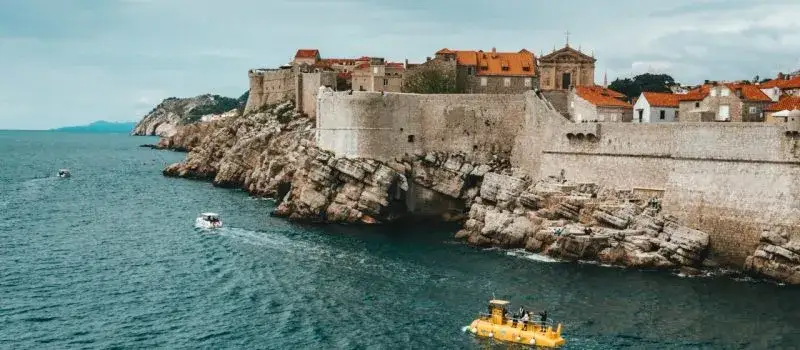 Zdjęcie Ile trwa lot z Polski do Chorwacji? Sprawdź czas podróży i trasy