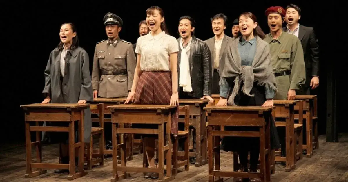 Zdjęcie Nasza klasa spektakl – recenzje, obsada i bilety na kultowe przedstawienie