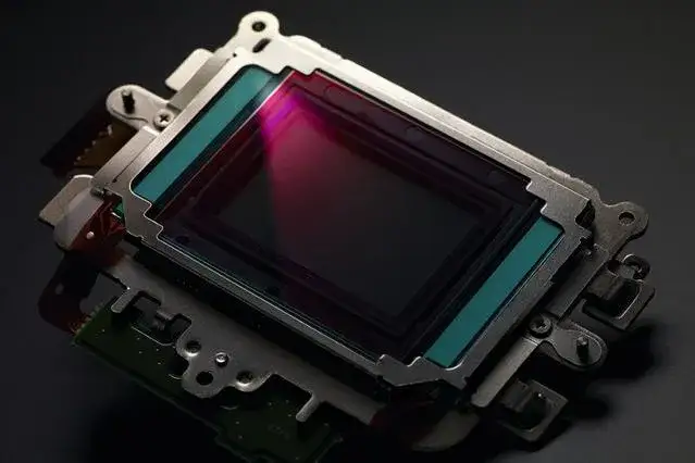 Zdjęcie Matryca w aparacie: kluczowa rola i wpływ na jakość zdjęć