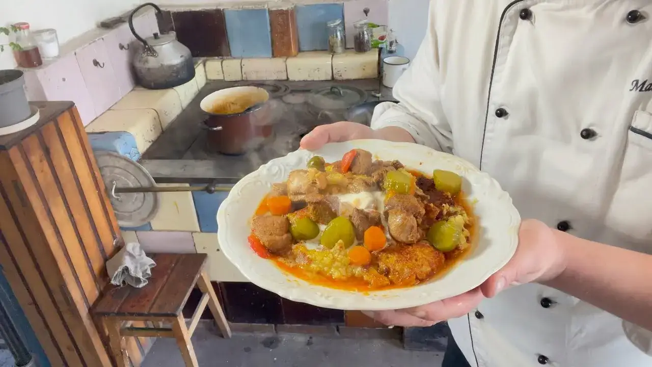Zdjęcie Jak zrobić gulasz z dzika – prosty przepis na wyjątkowe danie
