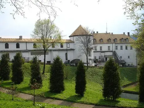 Zdjęcie Najciekawsze atrakcje turystyczne w Lesku, które musisz zobaczyć